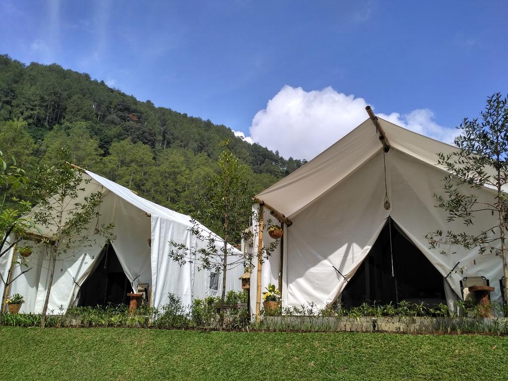 Maribaya Glamping Tent Bandung Buitenkant foto