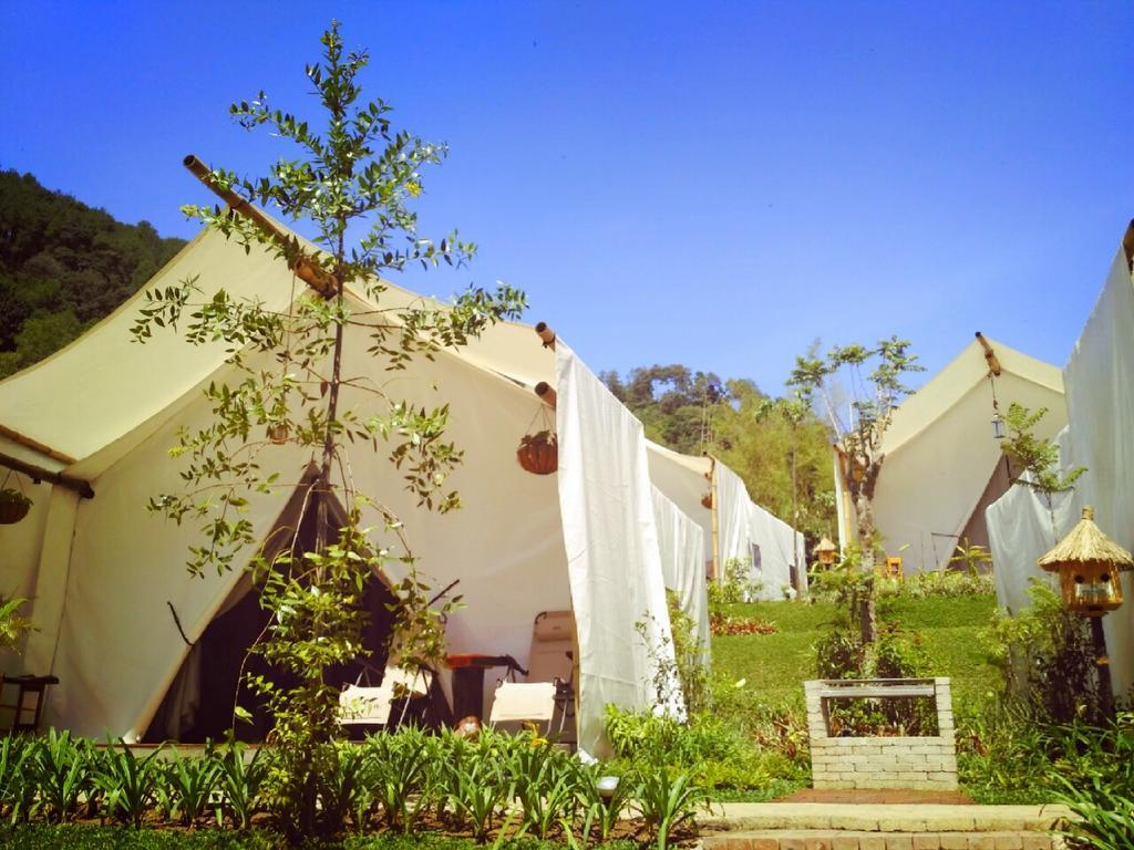 Maribaya Glamping Tent Bandung Buitenkant foto