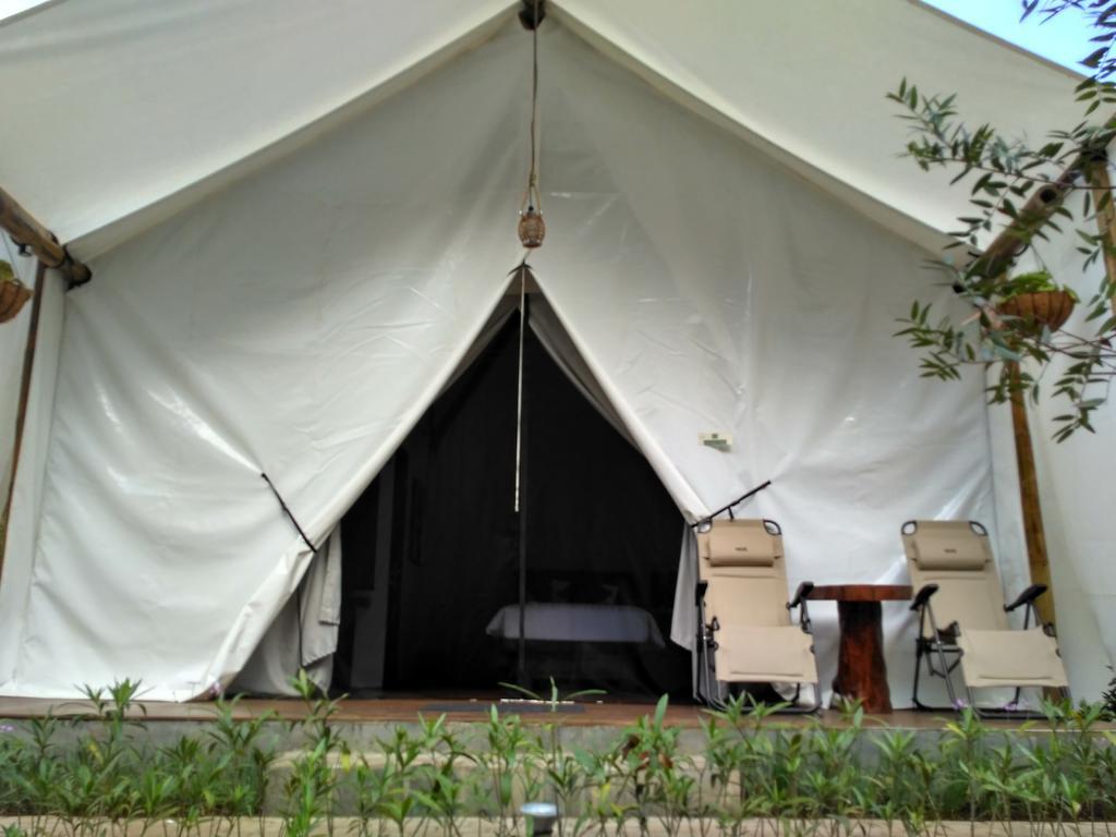 Maribaya Glamping Tent Bandung Buitenkant foto